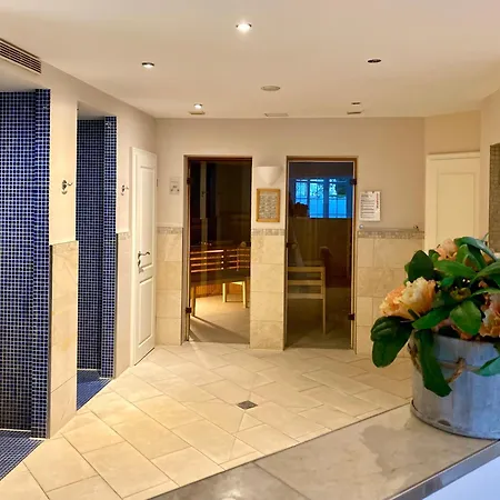 Wellness-residenz 12 アパート