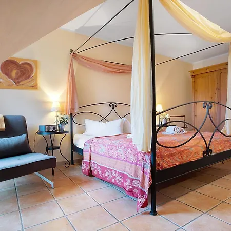 Wellness-residenz 12 * 징스트